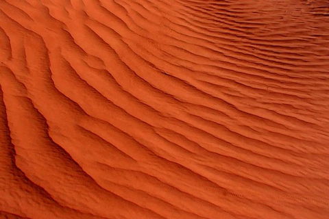 Overnight Uluru Adventure Safari - Queensland Tourism 0