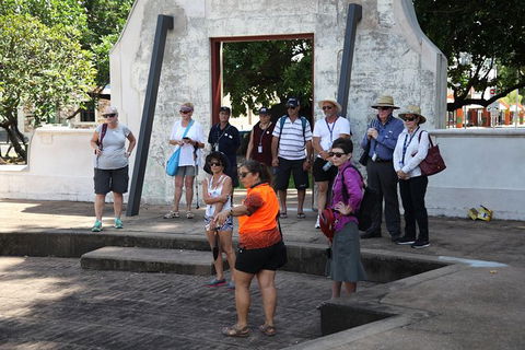 Darwin Walking Tour: World War II Reflections - QLD Tourism 1