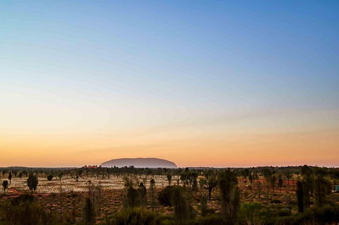 Uluru & Kata Tjuta Sights & Sounds - QLD Tourism 10