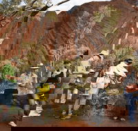 Full Uluru Base Walk at Sunrise Including breakfast - Queensland Tourism
