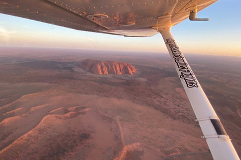Scenic Flight: Desert Explorer - QLD Tourism 3