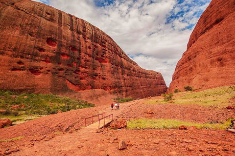 3-Day Tour From Uluru (Ayers Rock) To Alice Springs Via Kings Canyon - Queensland Tourism 21