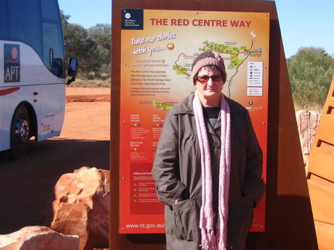 Uluru (Ayers Rock) To Alice Springs One-Way Shuttle - QLD Tourism 4