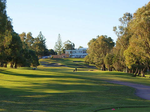 Mandurah Country Club - QLD Tourism 0