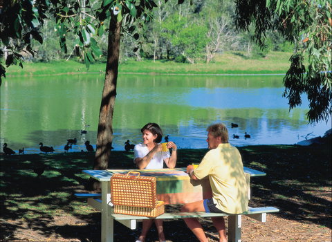 Moore Park - Queensland Tourism 2