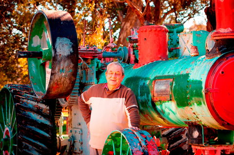 Oaklands Vintage Machinery Museum - QLD Tourism 0