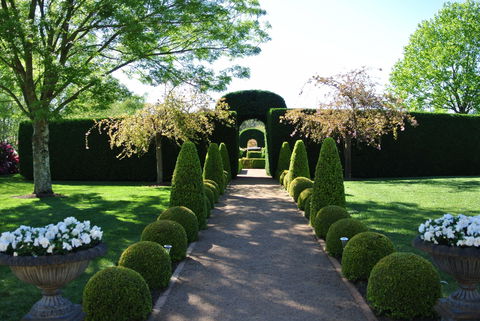 Fifth Chapter Estate - Queensland Tourism 1