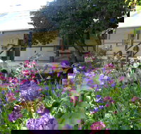 Raglan Gallery And Cultural Centre - QLD Tourism