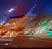 The Riddoch  Main Corner Complex - QLD Tourism