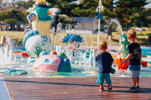 Vera's Water Garden - Queensland Tourism 1