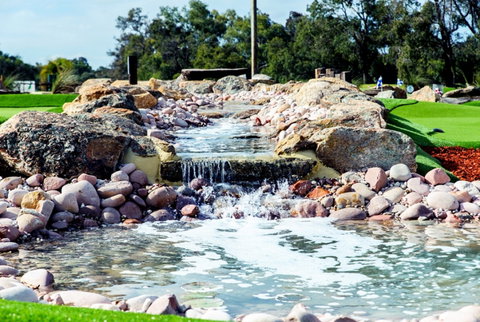 Vines Mini Golf - QLD Tourism 2