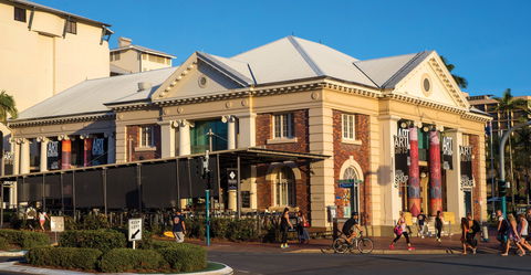 Cairns Art Gallery - Queensland Tourism 0