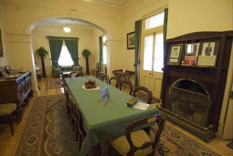 Hoover House - Queensland Tourism 2