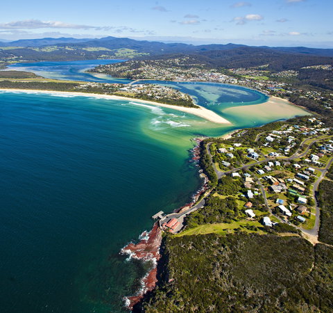 Merimbula Main Beach - QLD Tourism 1