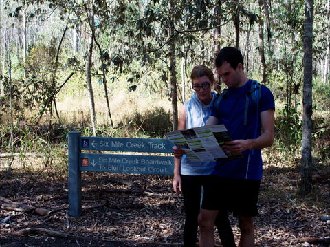 Six Mile Creek, Bluff Lookout And Little White Rock Trails - Queensland Tourism 1