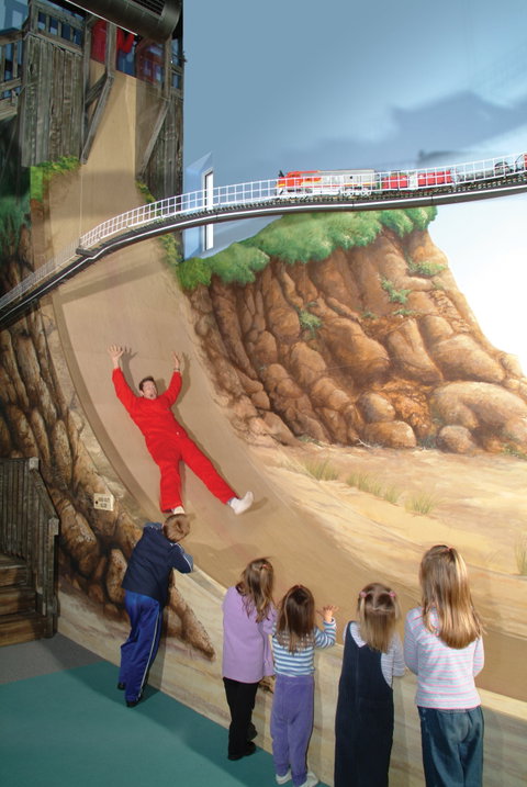 A Maze'N Things - Queensland Tourism 2