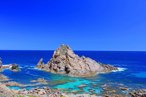 Cape To Cape Track - Queensland Tourism 2