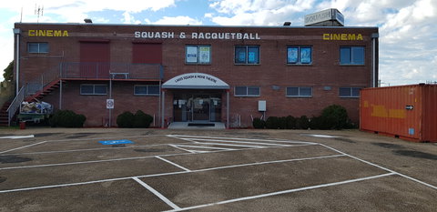 Lakes Squash And Movie Theatre - QLD Tourism 0