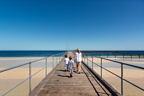 Moonta Bay Jetty - QLD Tourism 0