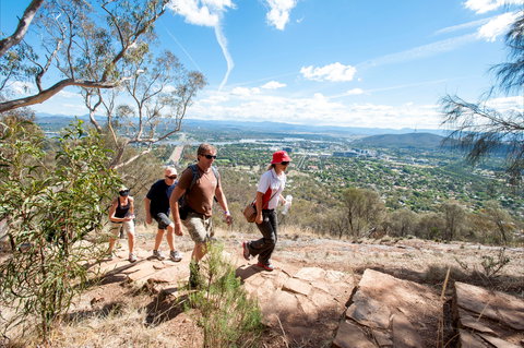Mount Ainslie Lookout - Queensland Tourism 0