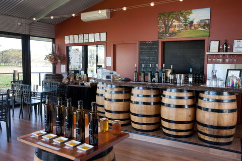 Newman's Horseradish Farm And Rusticana Wines - Queensland Tourism 2