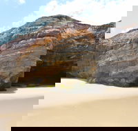 Shelley Caves - QLD Tourism
