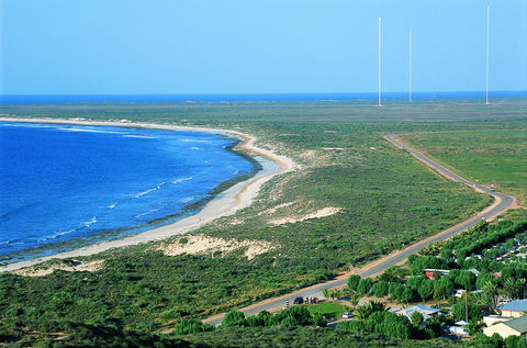 Surfers Beach - QLD Tourism 0