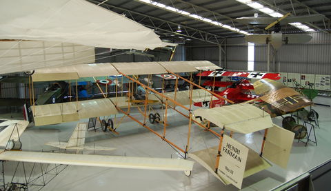 The Australian Vintage Aviation Society Museum - Queensland Tourism 1