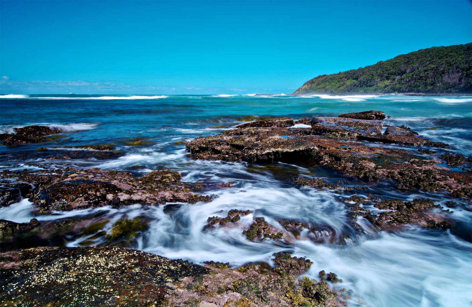 Bay Village NSW QLD Tourism