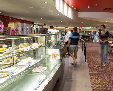 Ainslie Football And Social Club - Queensland Tourism 1