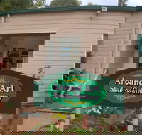 Around Art Studio/Gallery - QLD Tourism