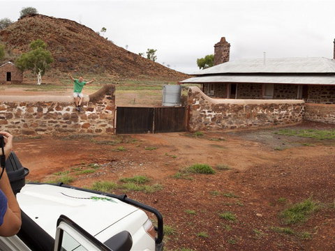 Barrow Creek - QLD Tourism 0