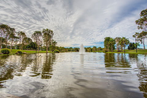 Centenary Lakes Park - Queensland Tourism 1