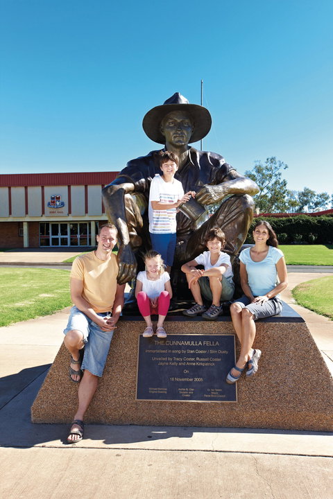 Cunnamulla Fella - QLD Tourism 0