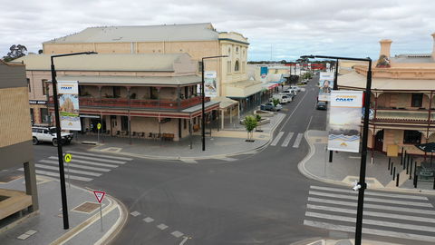 Kadina Shopping - Queensland Tourism 0