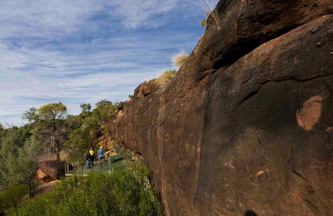 Mulgowan (Yappa) Aboriginal Art Site Walking Track - QLD Tourism 0