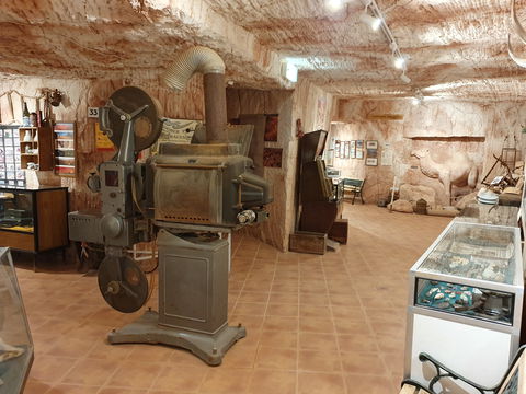Old Timers Mine & Museum - Self Guided Tour - Queensland Tourism 1