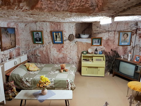 Old Timers Mine & Museum - Self Guided Tour - Queensland Tourism 2