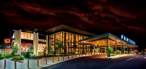 Penrith Panthers - Queensland Tourism 0