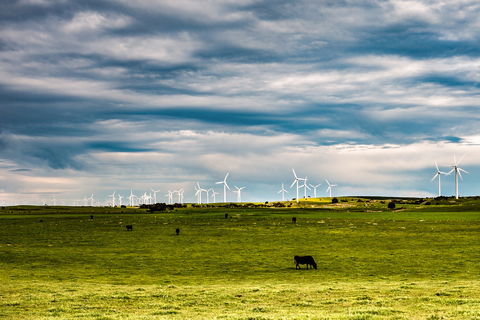 Woakwine Range Wind Farm Tourist Drive - Queensland Tourism 2