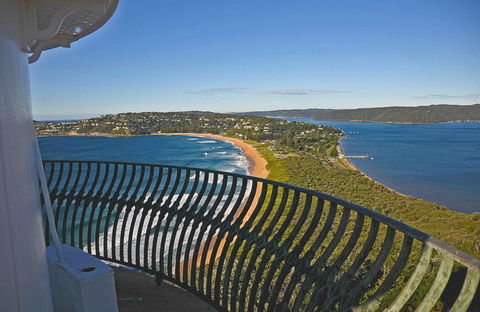Barrenjoey Lighthouse - Queensland Tourism 0