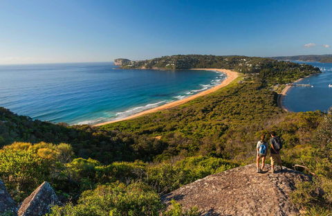 Barrenjoey Lighthouse - Queensland Tourism 1