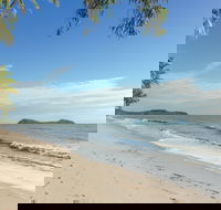 Clifton Beach - QLD Tourism