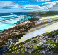 Conspicuous Cliff - Queensland Tourism