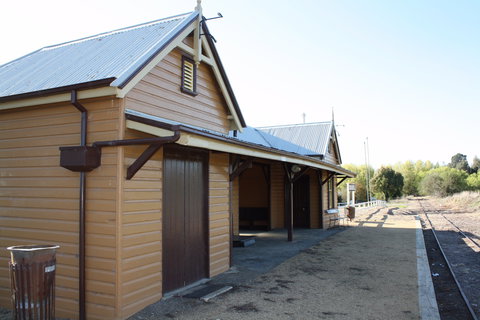 Crookwell Railway Station - Queensland Tourism 2