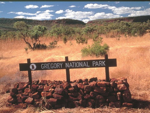 Escarpment Walk - QLD Tourism 0