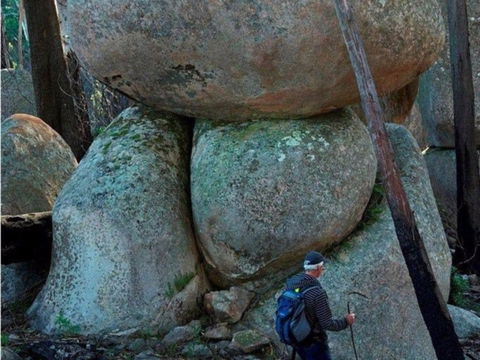 Gulaga Mountain Walk - Queensland Tourism 1