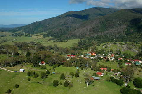 Gulaga Mountain Walk - Queensland Tourism 2