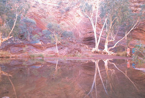 Hamersley Gorge - QLD Tourism 1