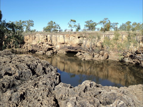 Kooroorinya Falls Nature Reserve - Queensland Tourism 0